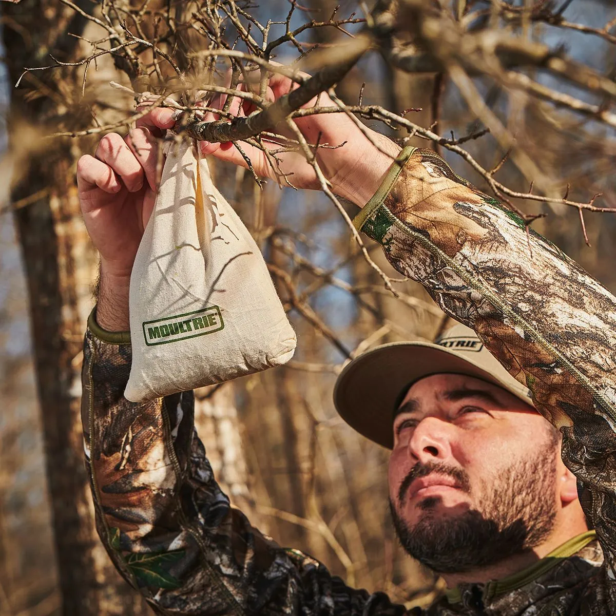 Moultrie Deer Magnet® Drip Bag Attractant - Image 3