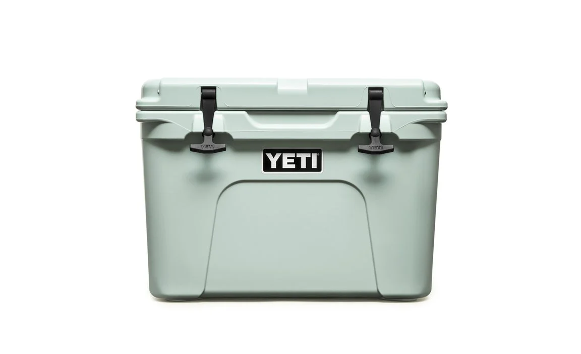 Yeti Tundra 35 Hard Cooler - Image 6